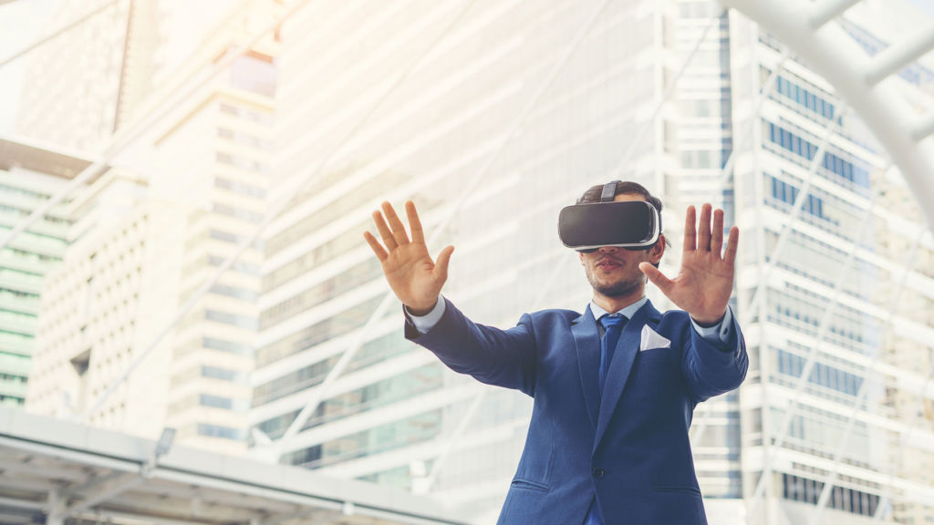 Every real estate promoter’s dream has finally come true: it’s now possible to visit a project before it’s even built! Virtual reality will forever change real estate markets and buying habits.