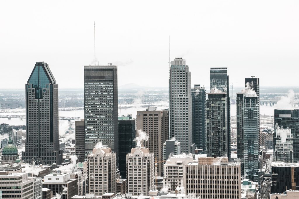 Centre ville de Montréal sous la neige